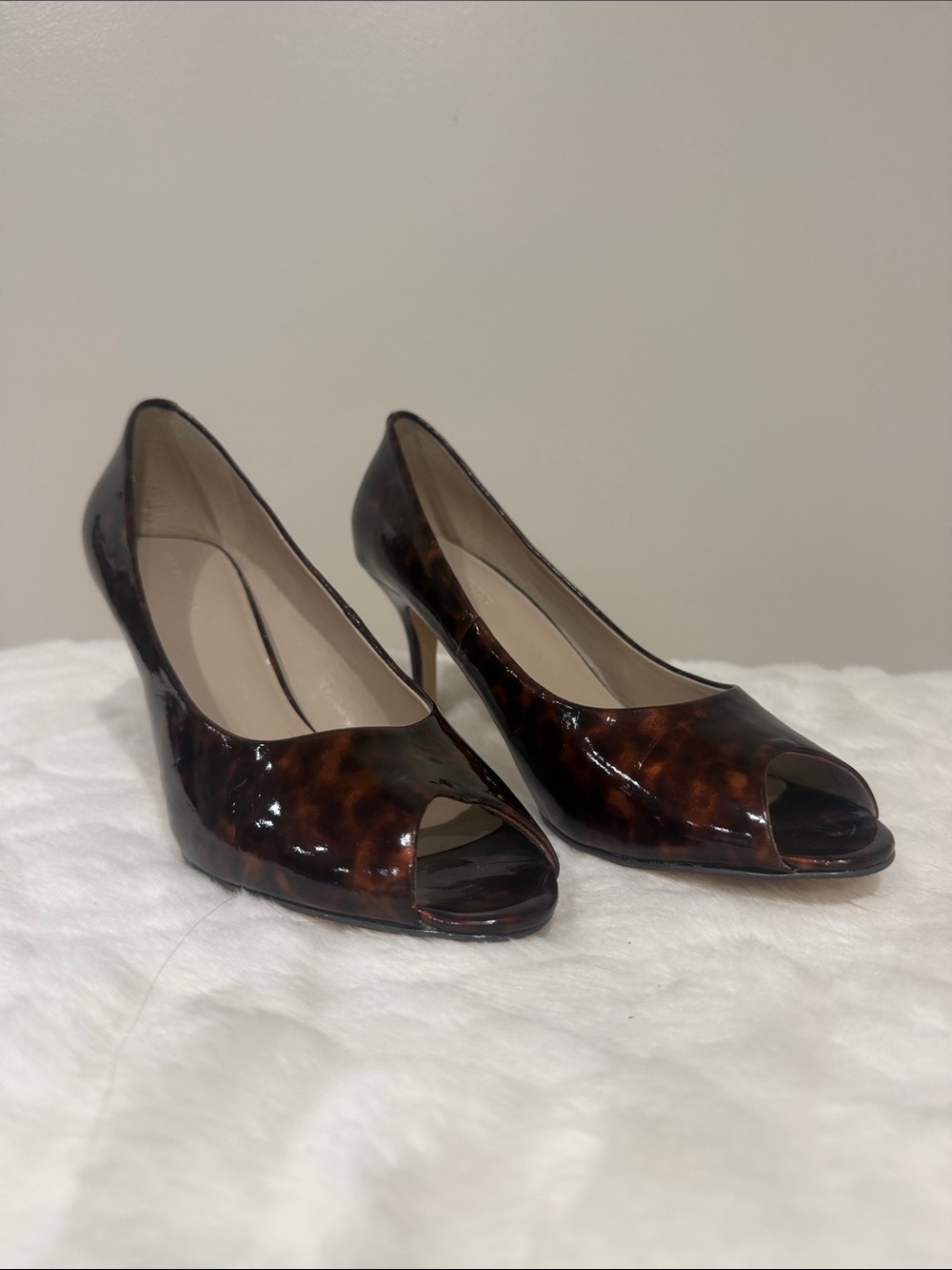 Banana Republic Tortoiseshell Brown Patent Peep-Toe Heels